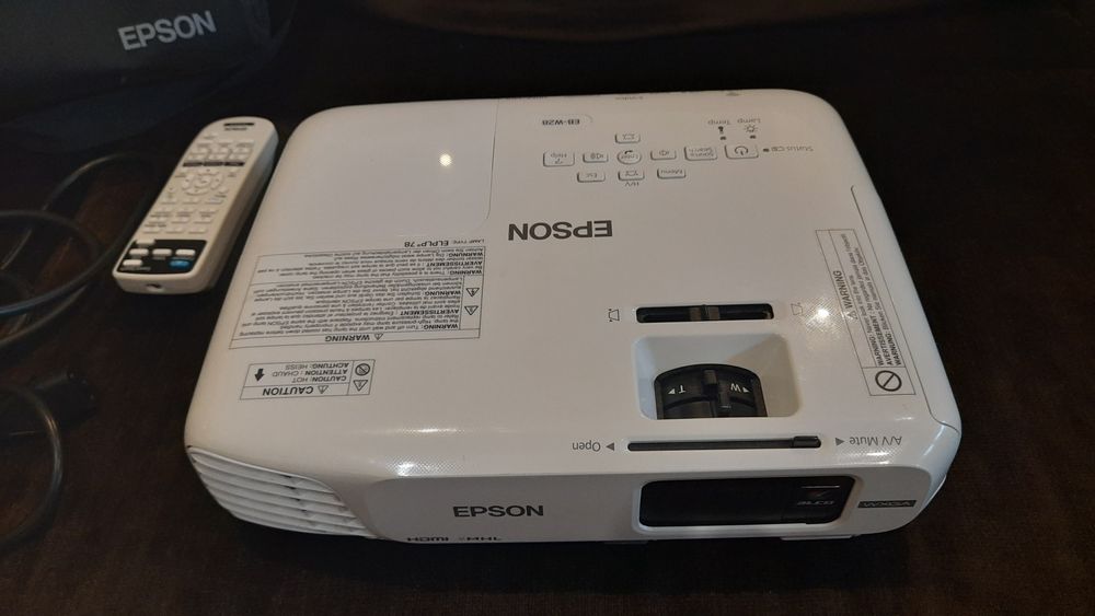 Projektor Epson EB-W28