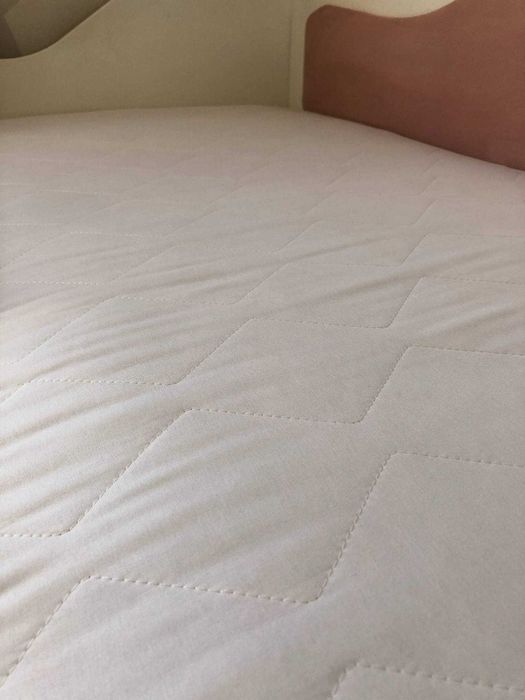 Łóżko tapicerowane 160x80 róż + materac