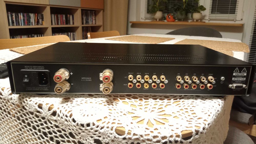 Super wzmacniacz Micromega IA-180