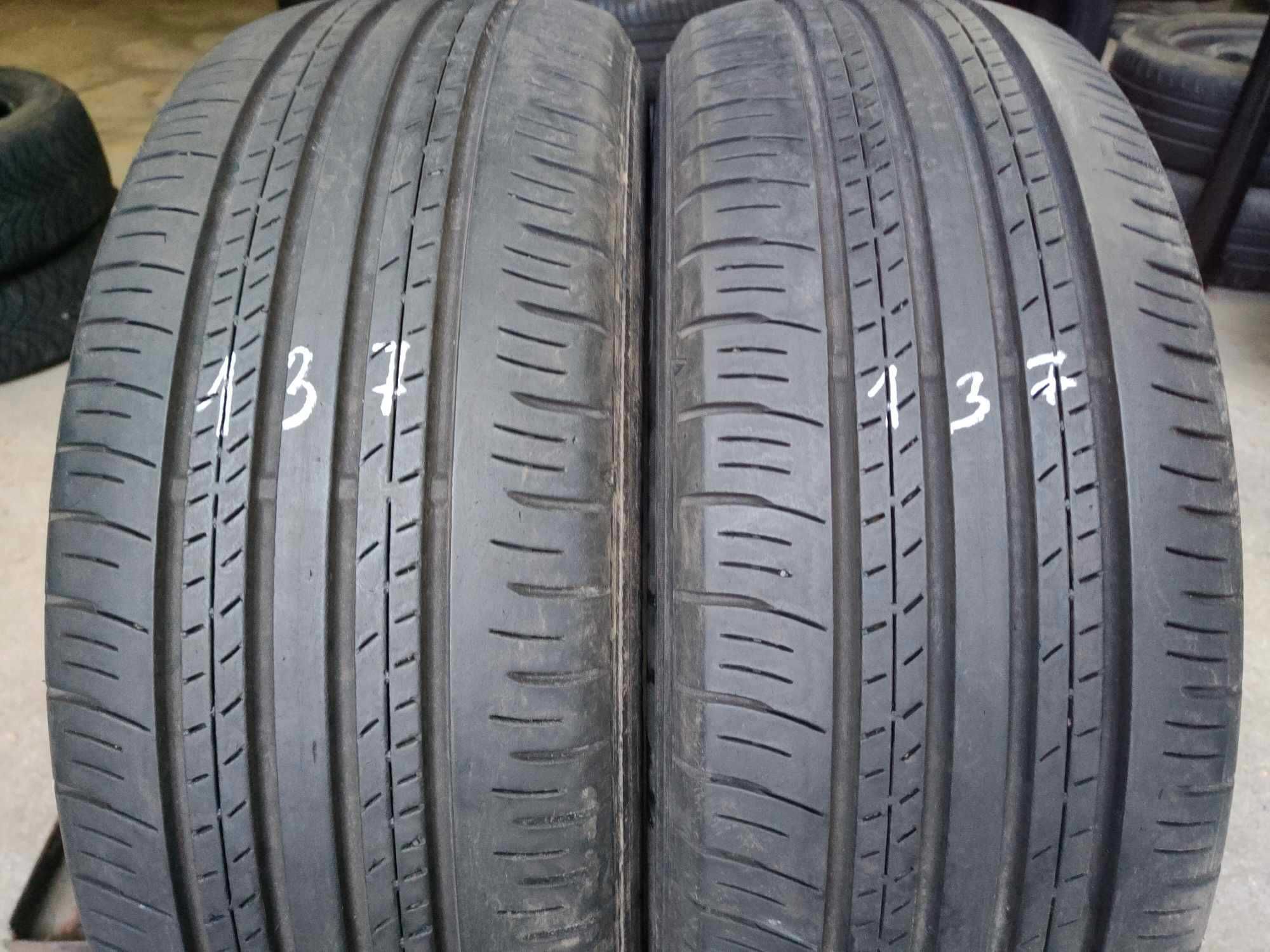 2x 225/60r18 Dunlop Gramdtrek pt30 100h 137