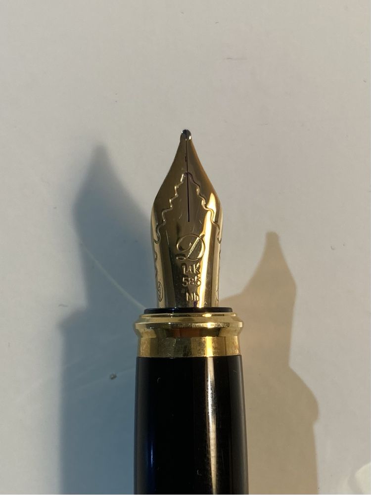 Caneta Dupont de tinteiro, recargas, lacada vermelho compena ouro 14