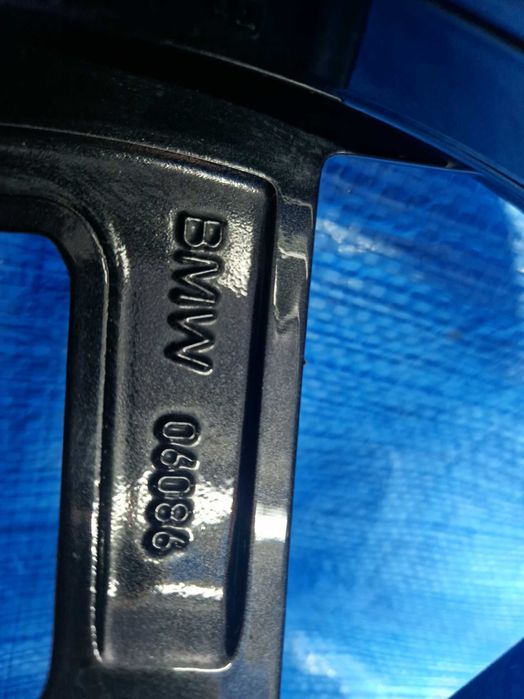 BMW X1 iX1 U11 U12 felga aluminiowa 8J x R19 ET46 oryginał