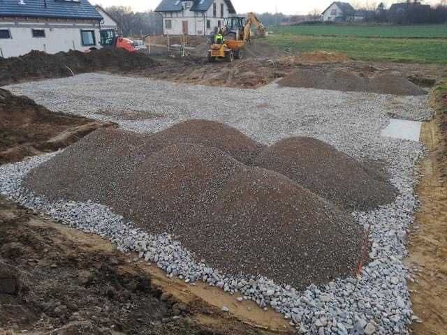 Płyty fundamentowe, prace żelbetowe, budowa inwestycji, wymiana gruntu