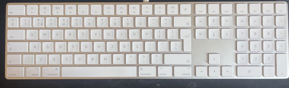 Apple Magic Keyboard numérico Inglês