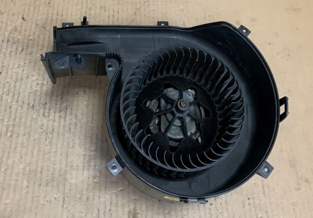 Dmuchawa Powietrza Nawiewu Opel Vectra C 985852T