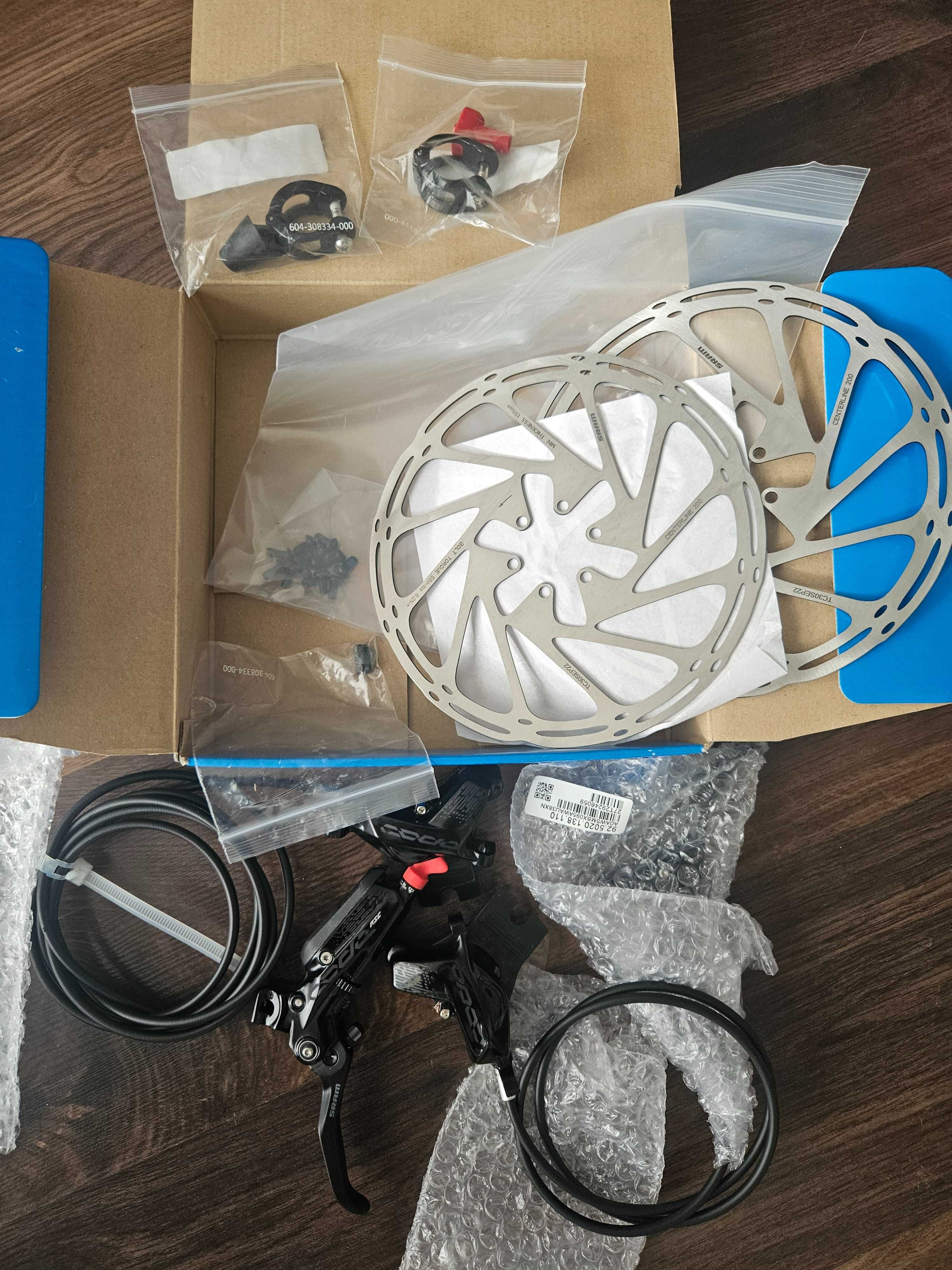 Hamulce tarczowe Sram CODE RSC 4-tłoczkowe zestaw + tarcze