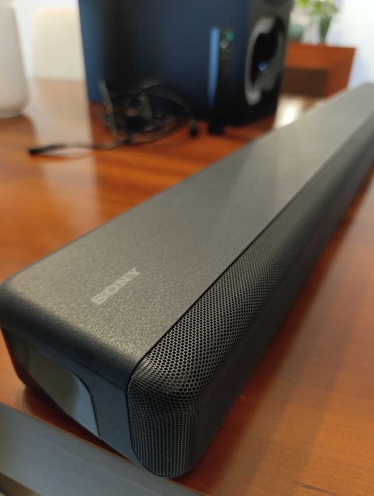 Soundbar Sony HT-G700 – Som Dolby Atmos e DTS:X, como nova