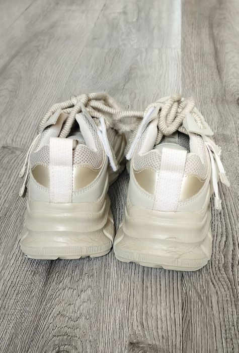 Кросівки для дівчинки