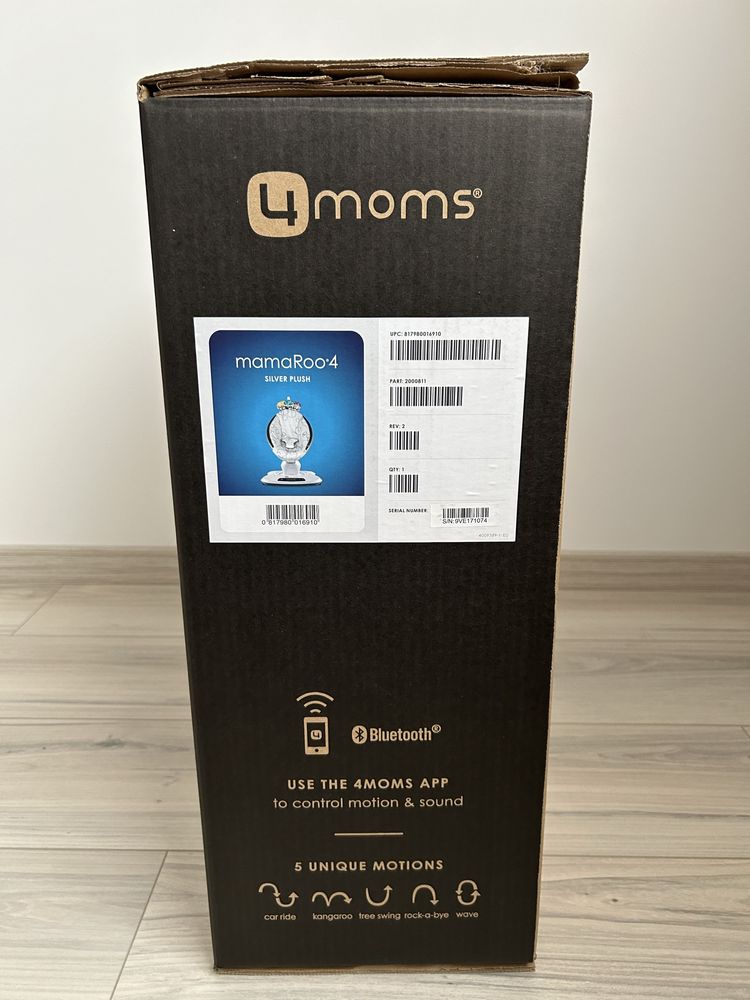 Кресло-качалка 4Moms MamaRoo 4 silver plush