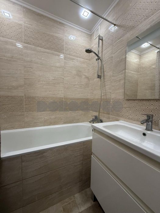 Продаж 1к к-ри Вишневе Святоюріївська 28