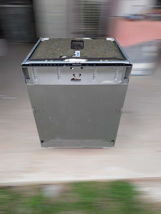 Zmywarka Miele G7595 SCVi XXL – do zabudowy, b.dobry stan