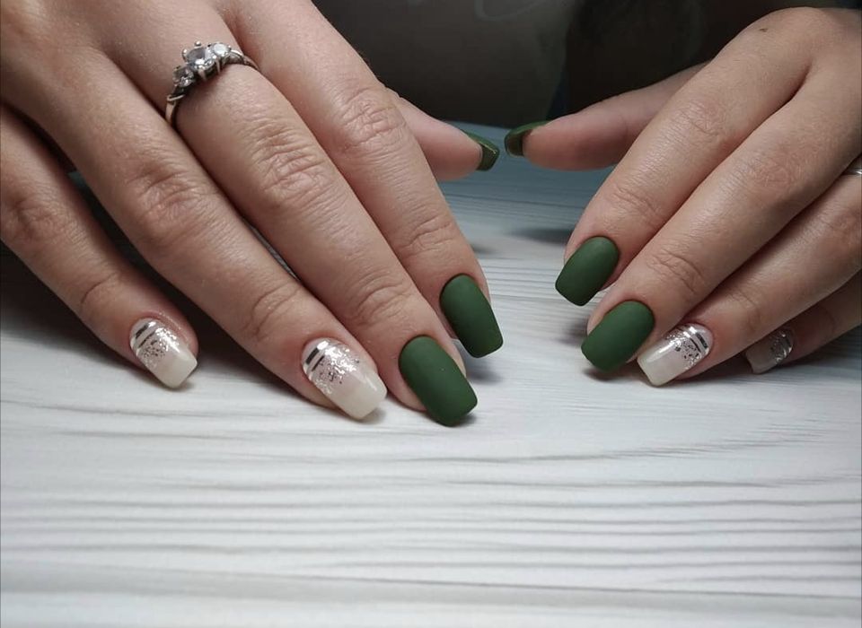 Манікюр/нарощення. Лівий берег. Якісно і безпечно