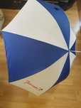 Nowy porządny parasol
