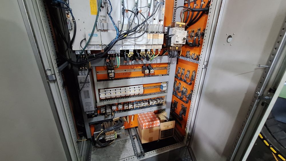 FIL FBT-G 200 - FRESADORA CNC