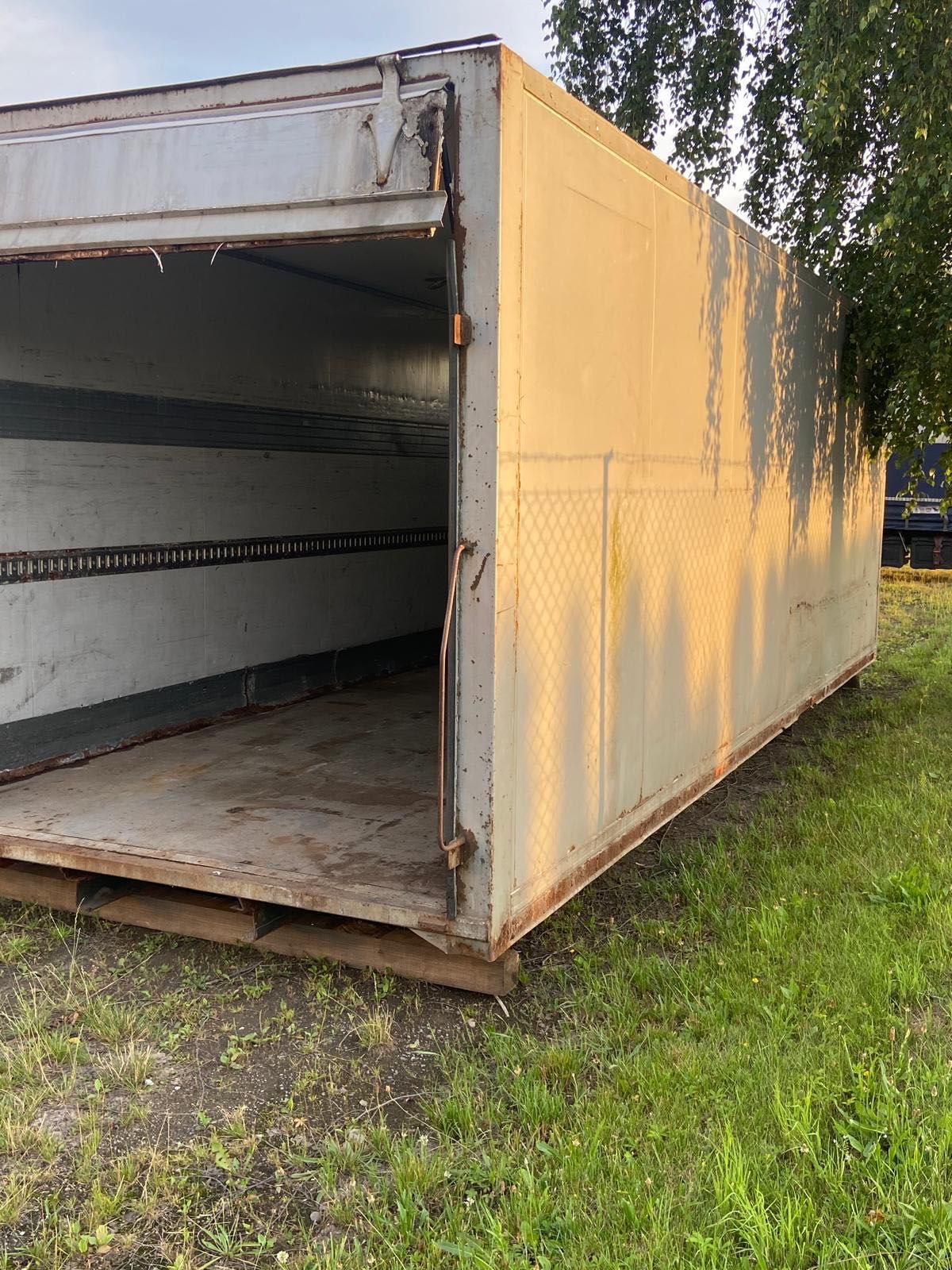kontener 7,4m podloga aluminium