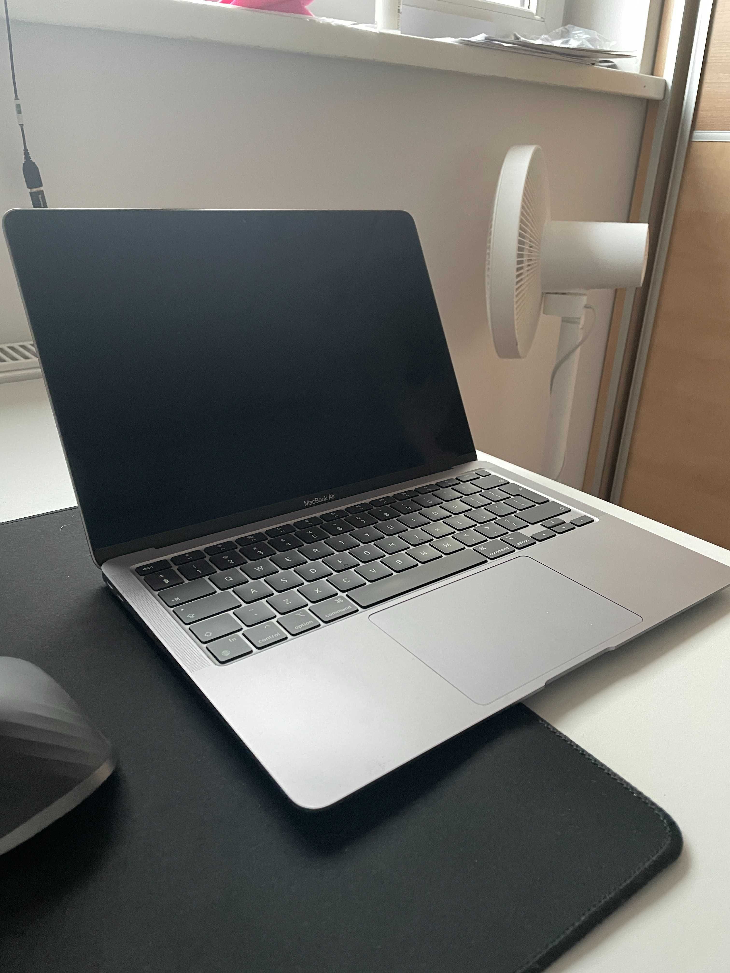 Macbook Air M1 16GB/256GB