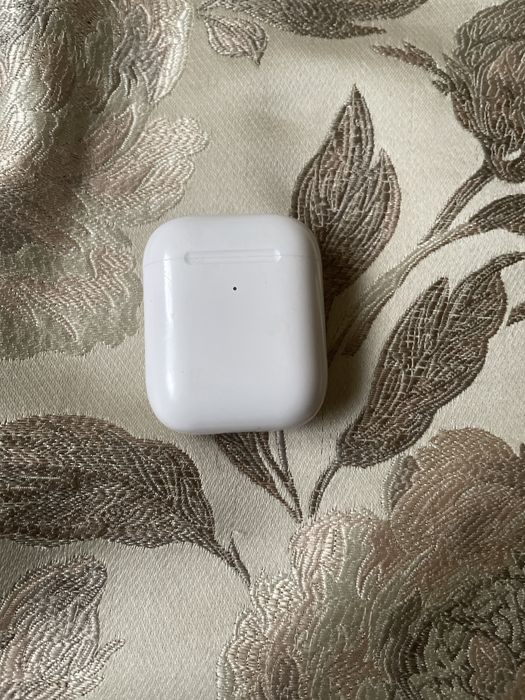 Оригінальні навушники AirPods 2 покоління + чехол у подарунок