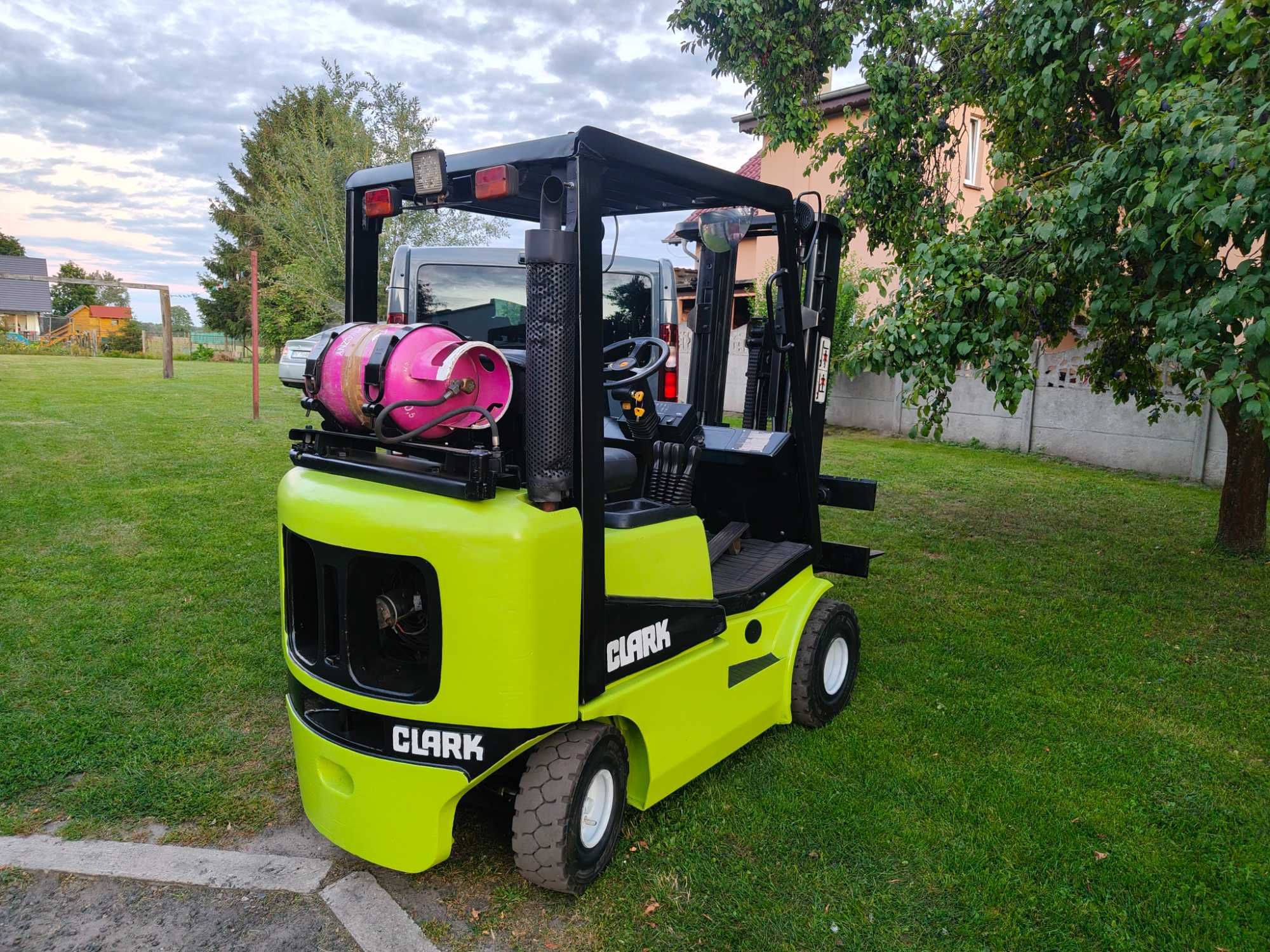 Wózek widłowy CLARK CGP 18, duplex, wolny skok, 4 sekcje, 2001r FV23%