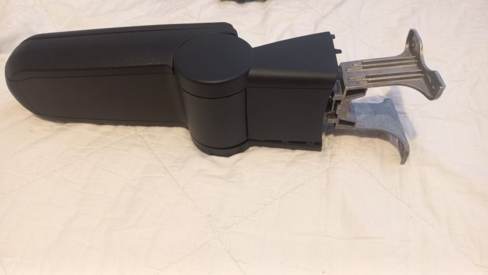 Skoda rapid Fabia podłokietnik Orginalny