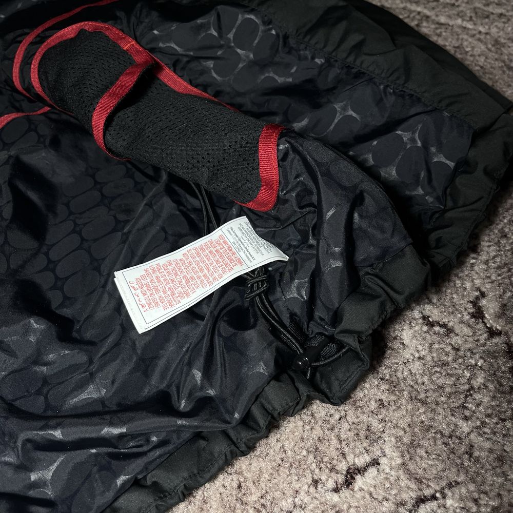 Куртка Nike Swoosh
