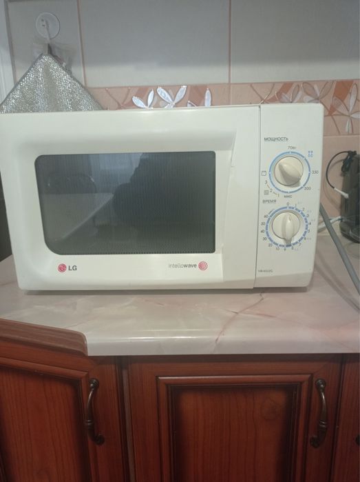 мікроволновка LG робоча