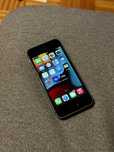 iPhone SE 1 generacja 128GB
