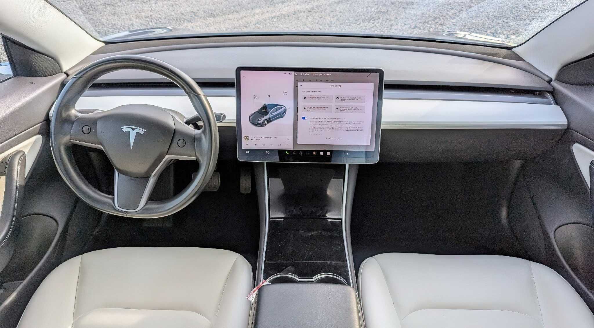 Tesla Model 3 Long Range  2019