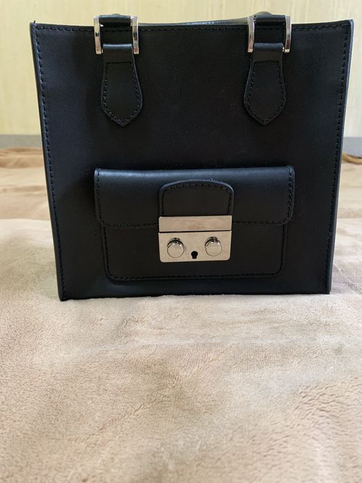 Продам сумку GENUINE LEATHER borse in pelle