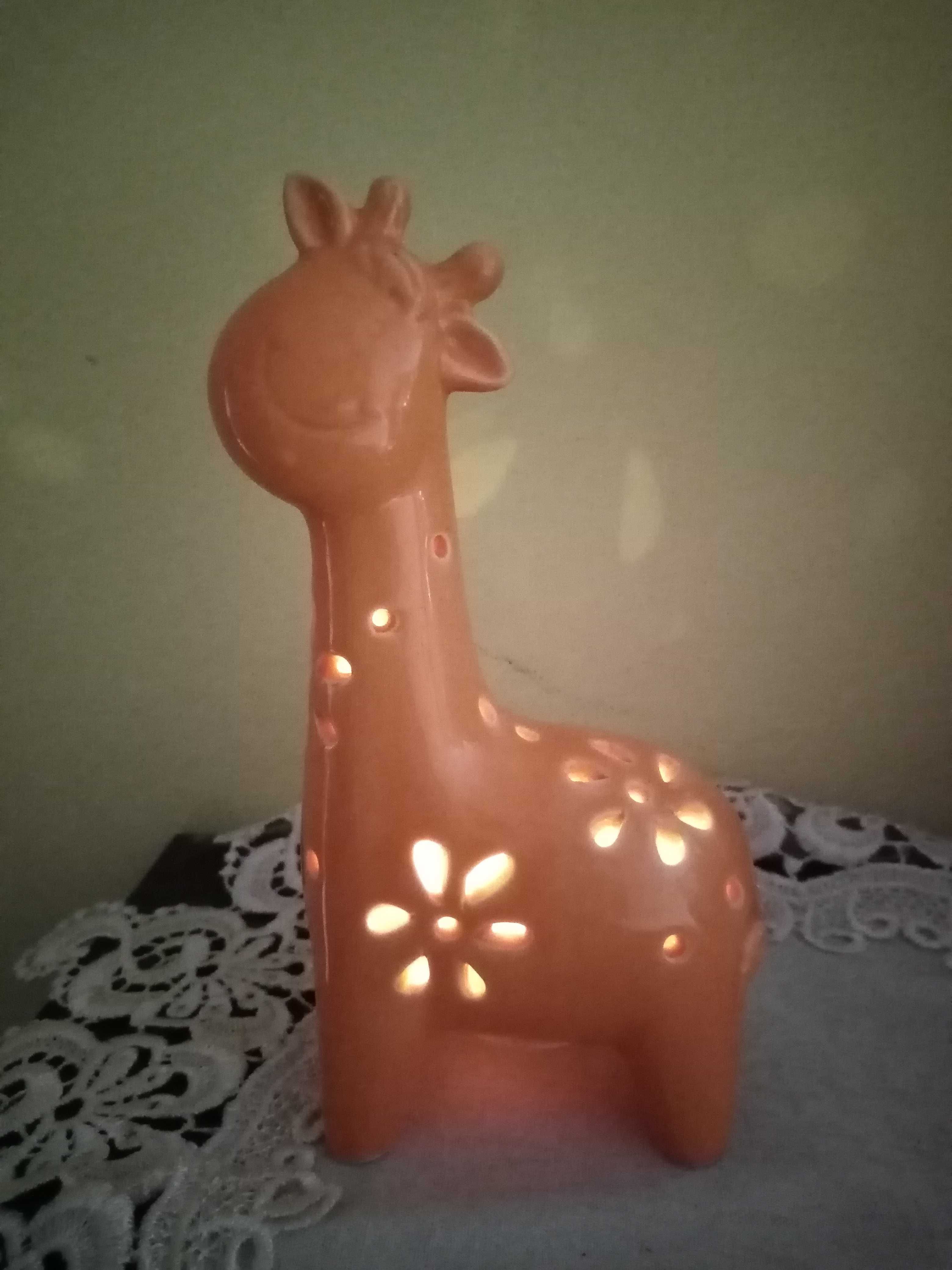 Żyrafa LED figurka ozdobna.