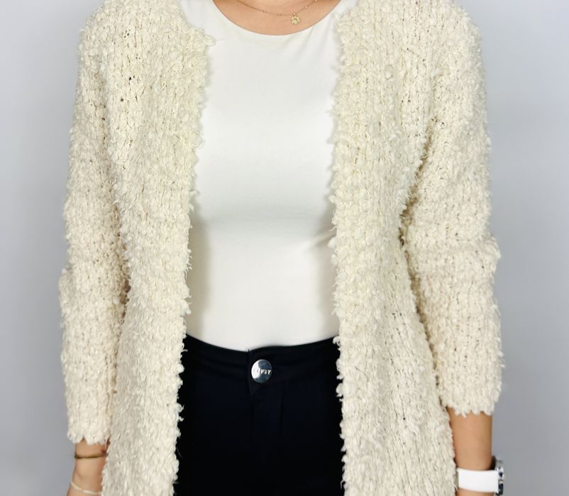 Kremowa narzutka sweterkowa XS 34