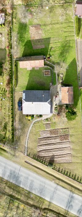 Продам будинок з великою територією