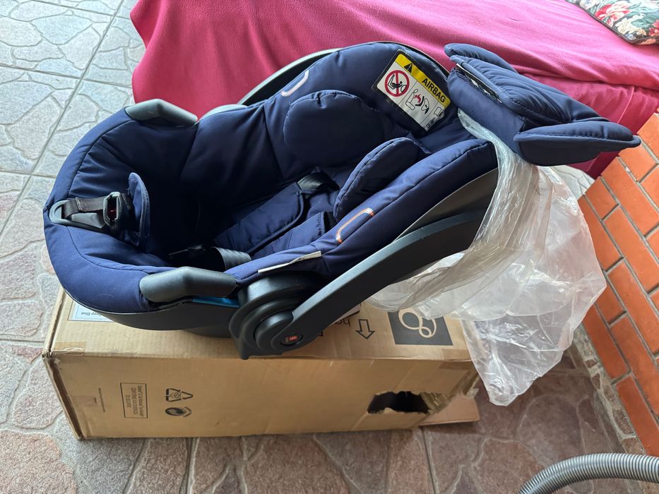 Автокрісло 0+ Stokke iZi Go Modular X1 by BeSafe, колір: Blue