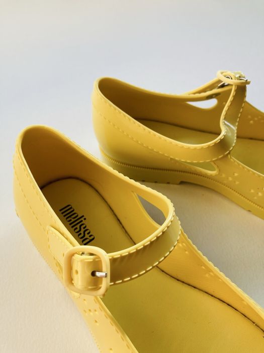 Sapatos Mary Jane Amarelos Melissa - Quase Novos!
