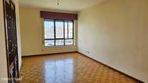 Apartamento T2 com garagem, Matosinhos