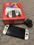 Nintendo Switch OLED biale