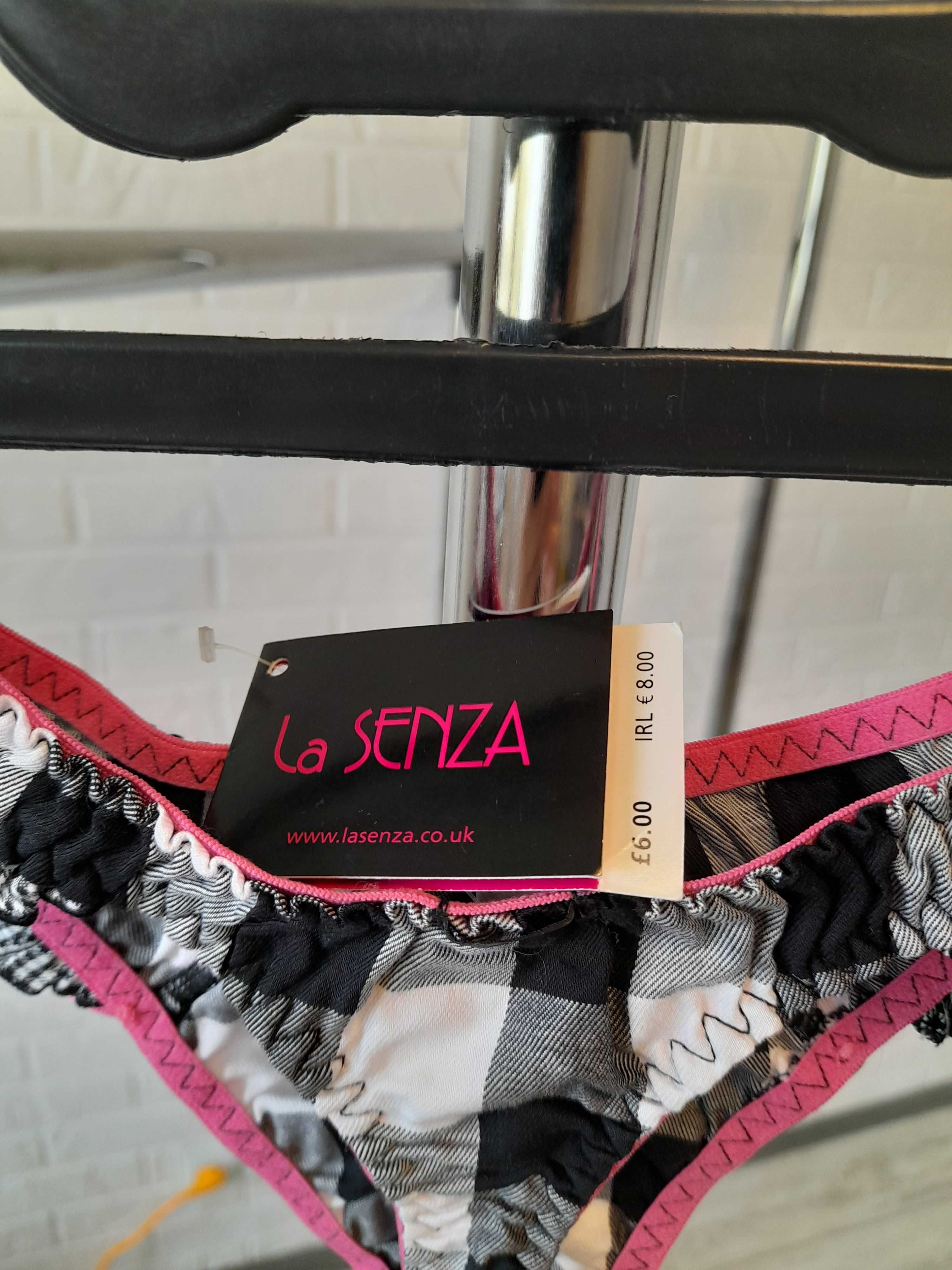 Стринги в клетку, клетчатые стринги
LA SENZA