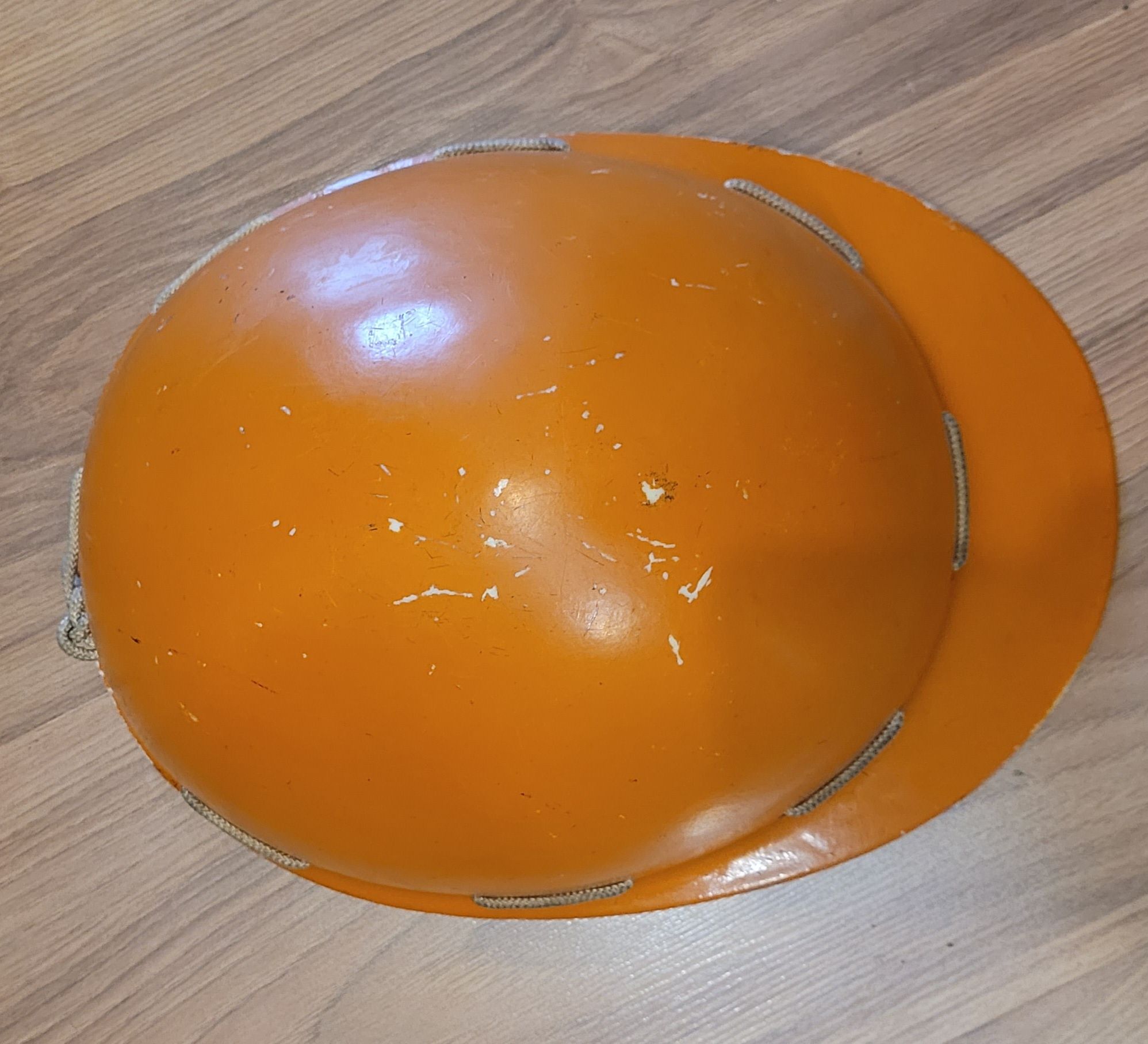 Kask budowlany PRL