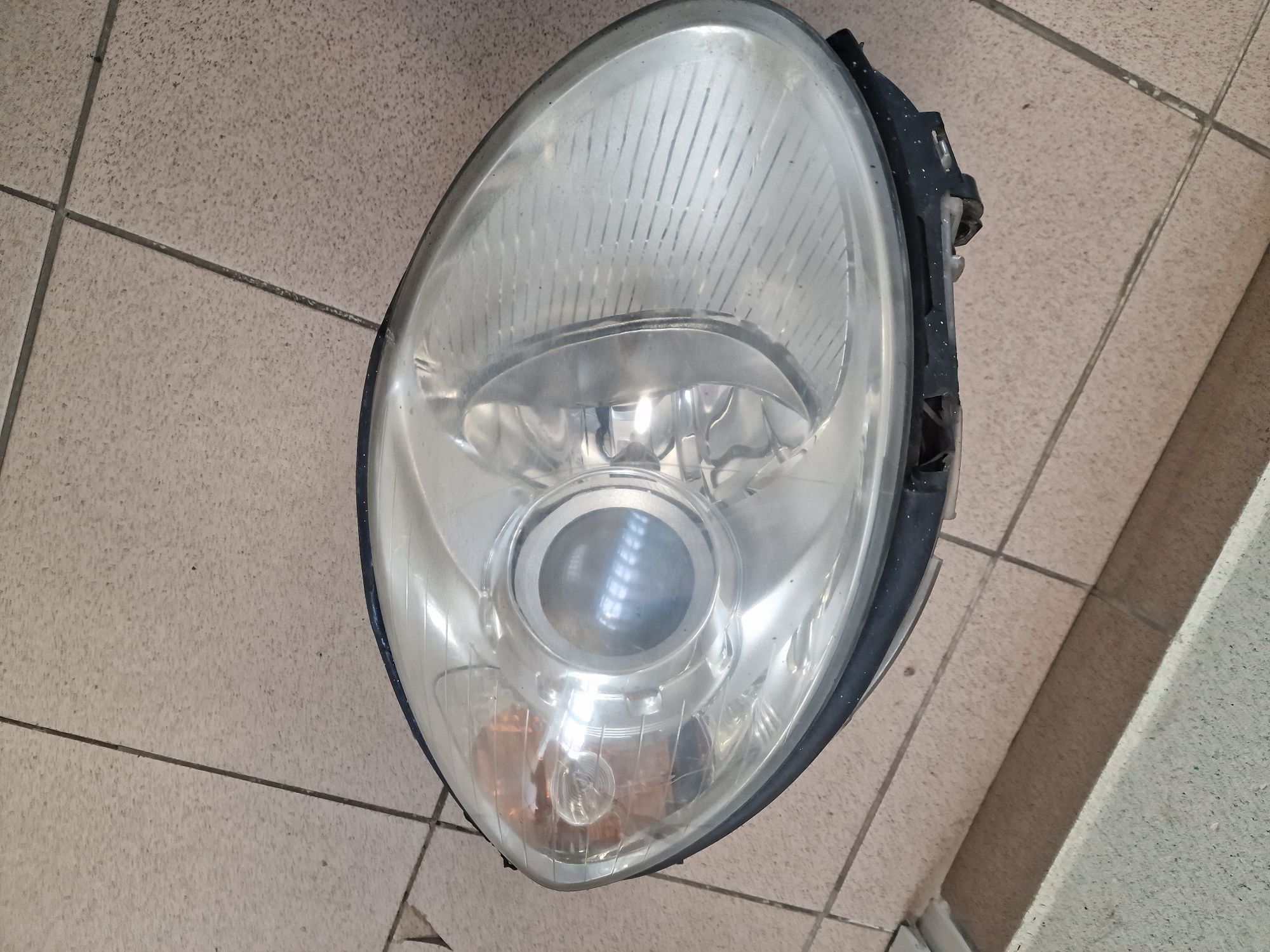 Komplet lamp do Mercedes-Benz  R-Klasa W251 H7