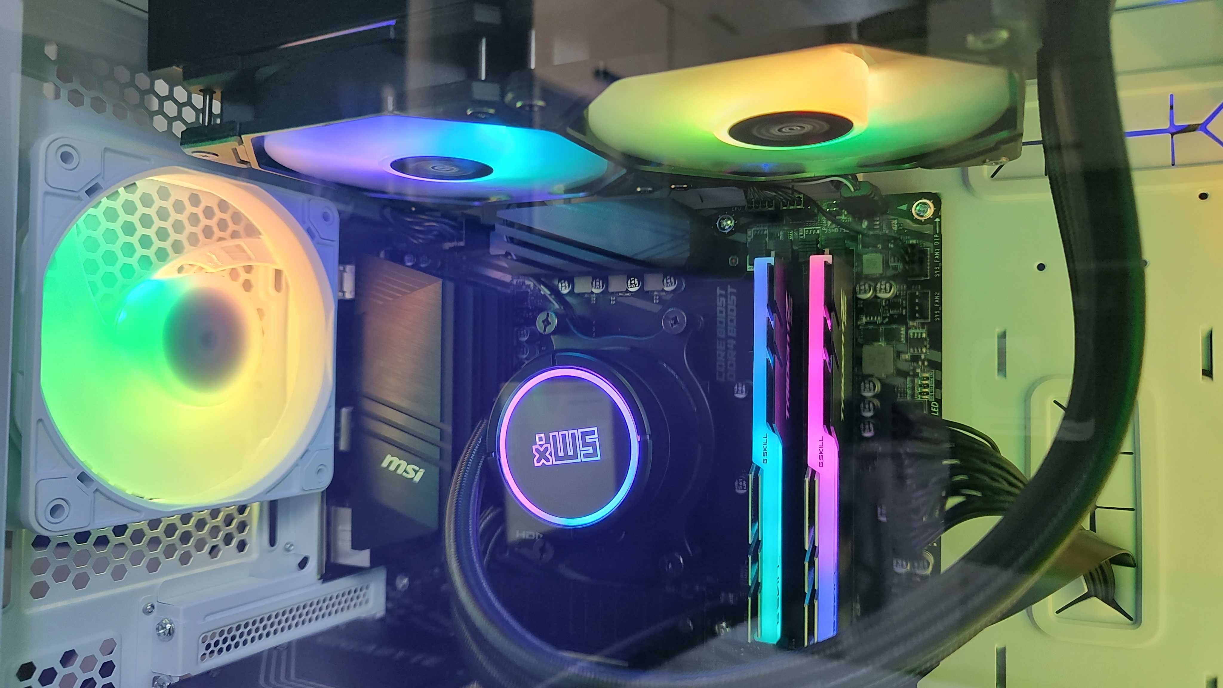 Komputer stacjonarny rtx 5070  - opcja z monitorem mysza i klawiatura