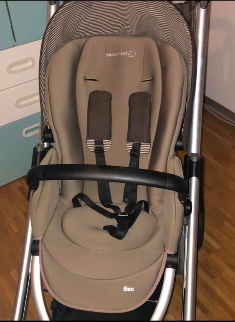 Carrinho de bebê igual a novo