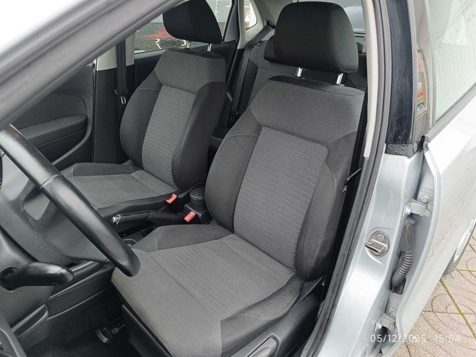 VW POLO 1.2i ConfortLine Nacional