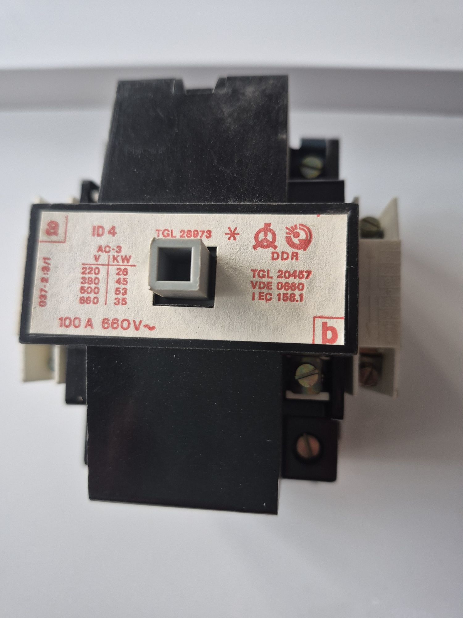 STYCZNIK ID4 cewka 380V