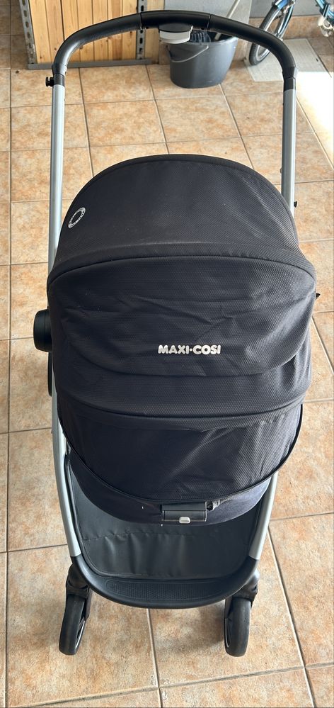 Maxi Cosi Zelia³ Carrinho 2 em 1