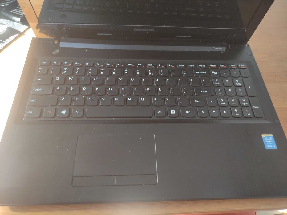 Lenovo g50-70 i3 laptop uszkodzony