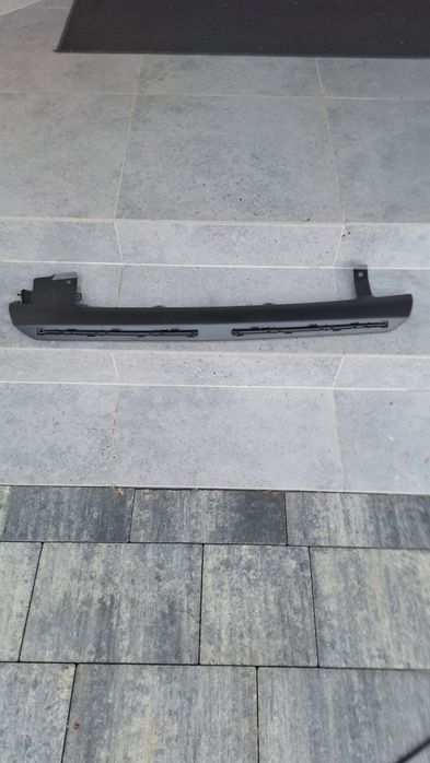 Toyota Auris II lift 15-18 kombi spoiler zderzaka Nowy