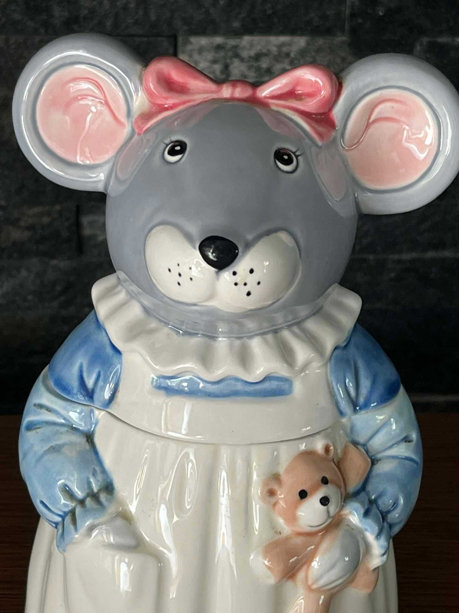 Mysz cudny porcelanowy pojemnik