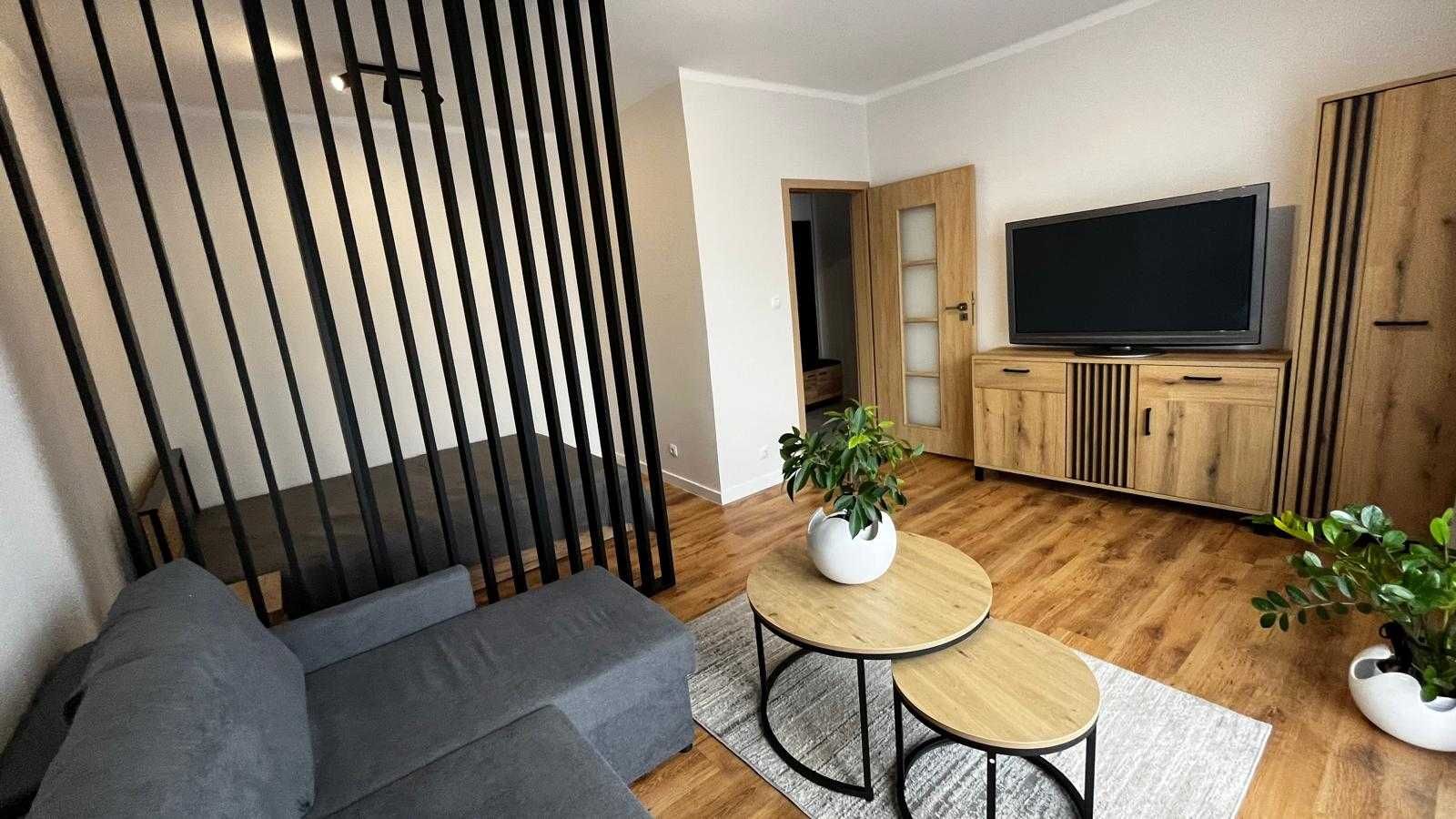 Wynajmę atrakcyjną kawalerkę w ścisłym centrum ul. Mickiewicza
