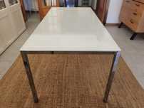 Mesa de 8 pessoas do IKEA