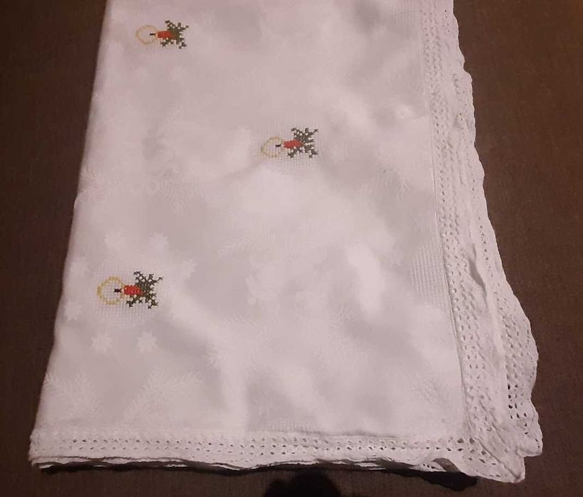 Скатертини різдвяний декор етно обруси накидки простирадла покривала