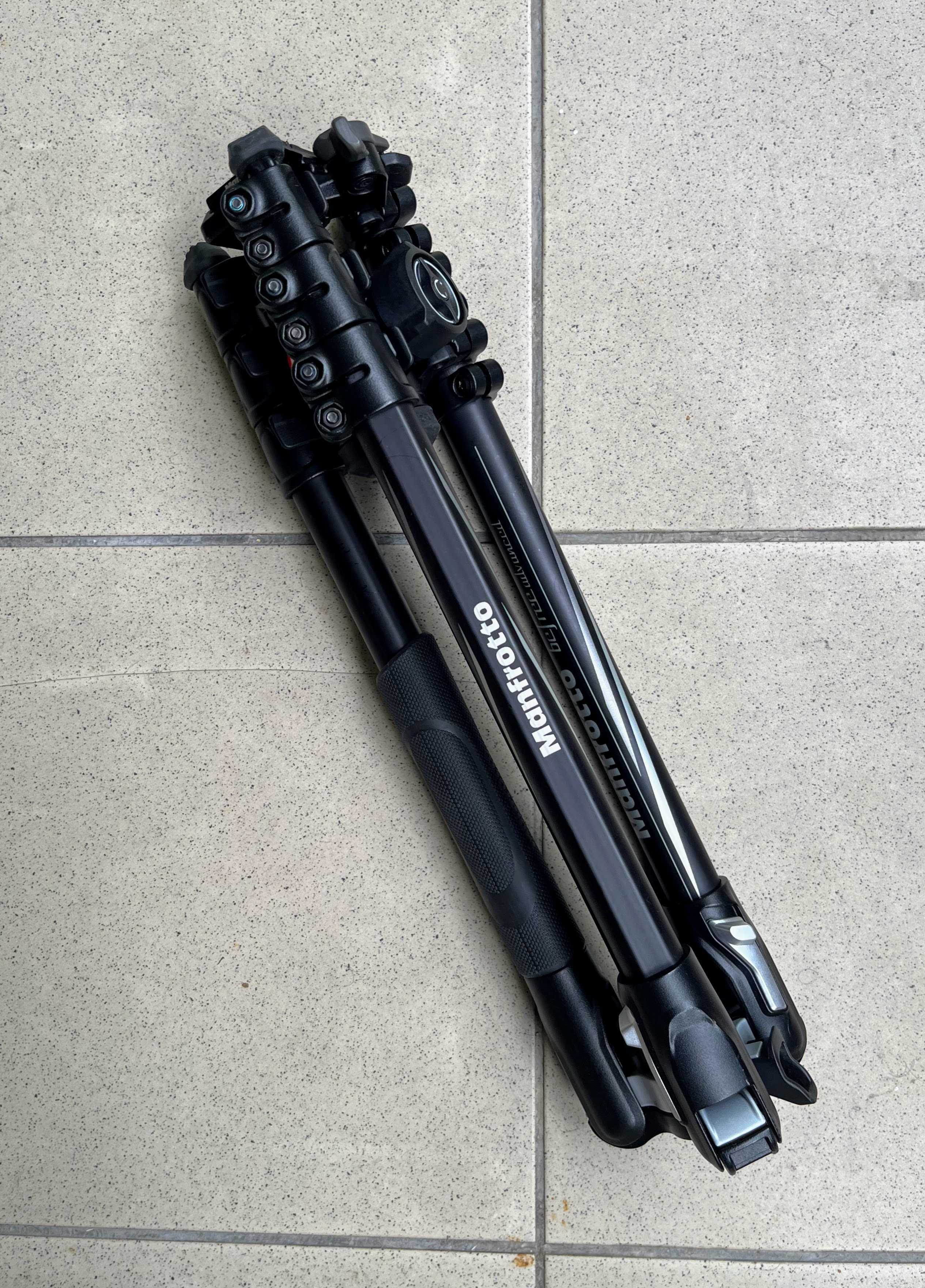 Statyw Manfrotto MKBFRLA4BK-BH BeFree Advanced Lever